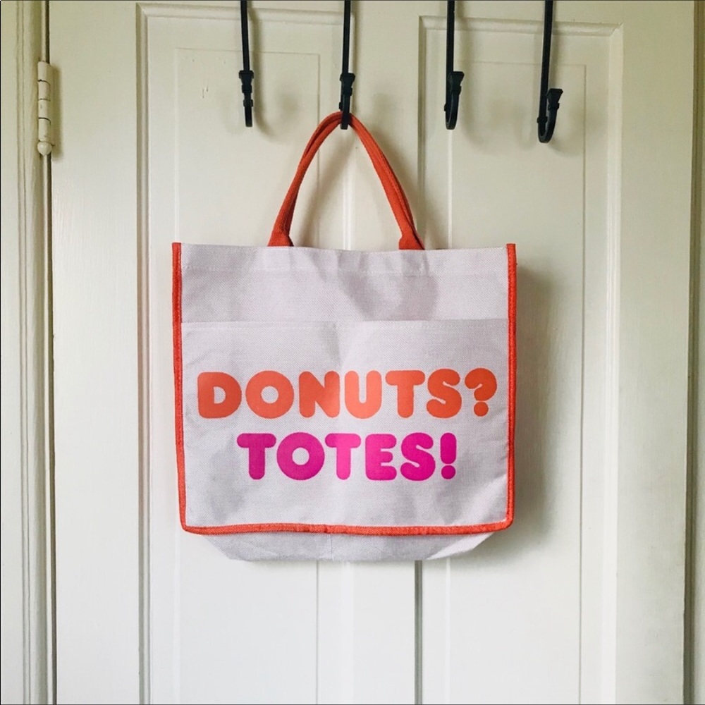 Dunkin’ beach tote